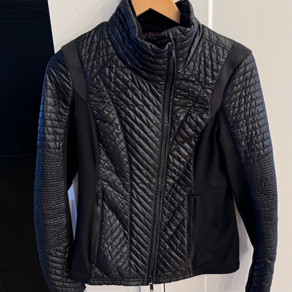 Zella Hybrid Black Jacket- women’s medium